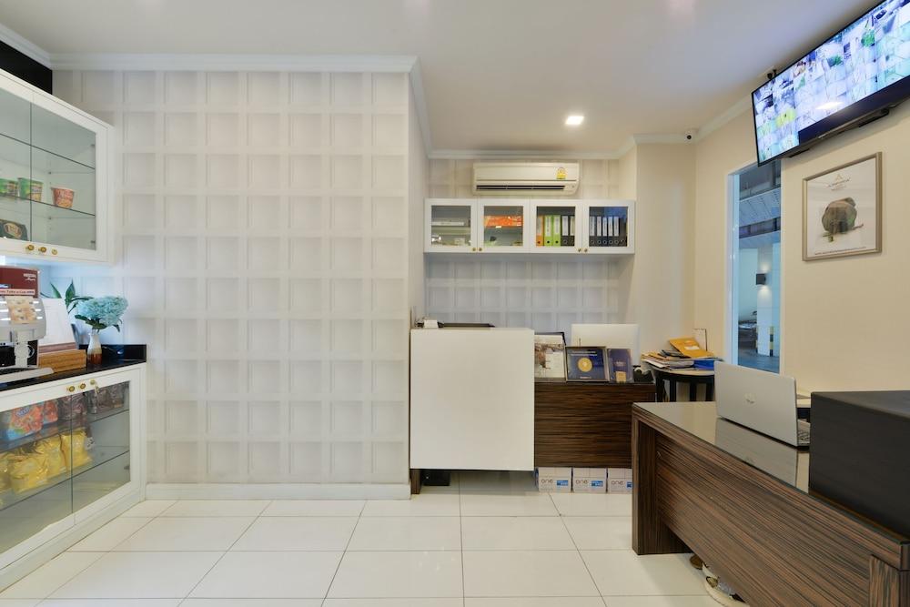 Aspira Hana Executive Apartment Thonglor Bangkok Eksteriør billede