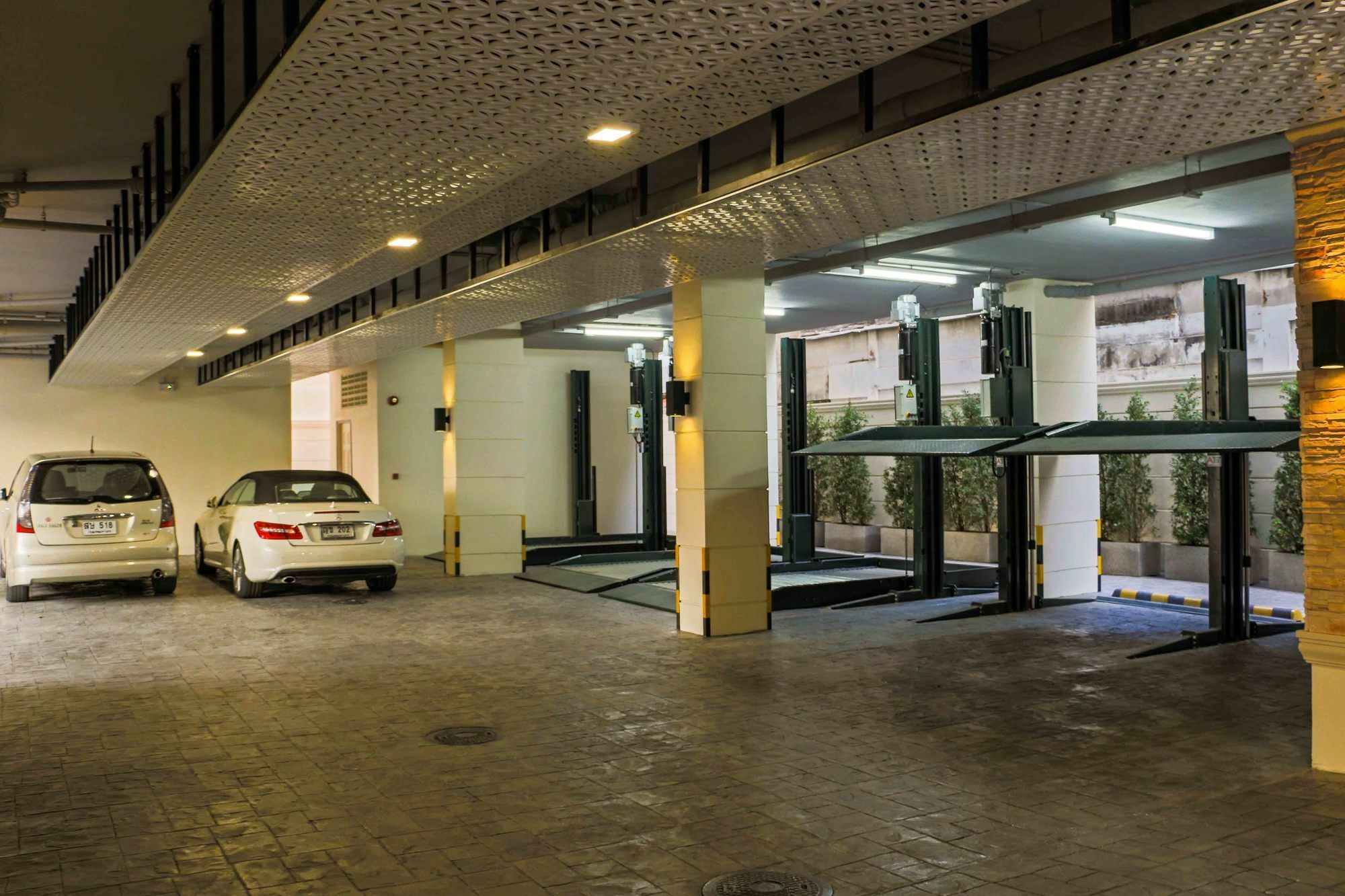 Aspira Hana Executive Apartment Thonglor Bangkok Eksteriør billede