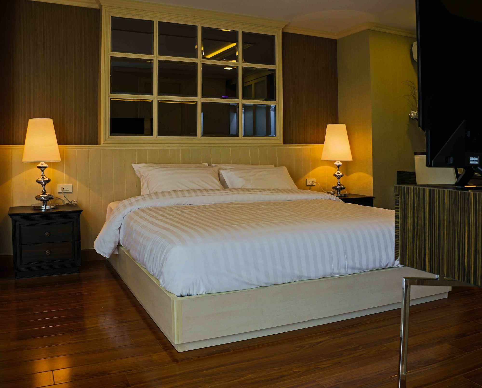 Aspira Hana Executive Apartment Thonglor Bangkok Eksteriør billede